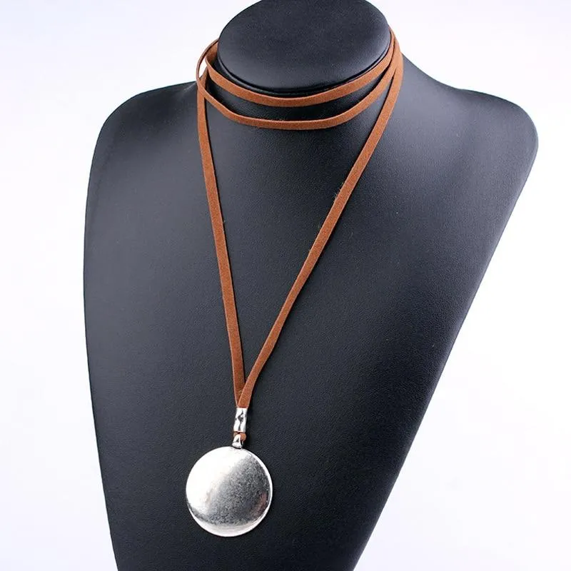 Casha Silver Pendant & Rope Necklace